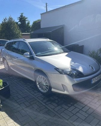 Renault Laguna cena 14000 przebieg: 218000, rok produkcji 2009 z Poznań małe 46